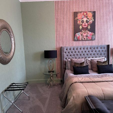 No 9 Retreat Apartment เพรสท์วิค ภายนอก รูปภาพ